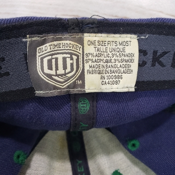Vintage Old Time Hockey Hartford Whalers Flex Fit Baseball Hat Blue Green NHL - Picture 9 of 11